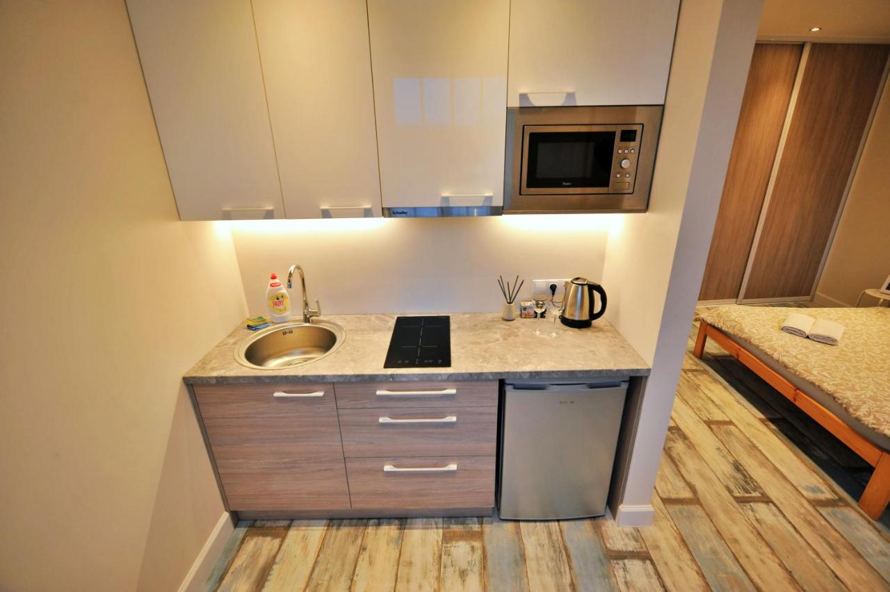 Gertrudes Residence Stay In Light-Filled Studio Apartment In Central Рига Экстерьер фото