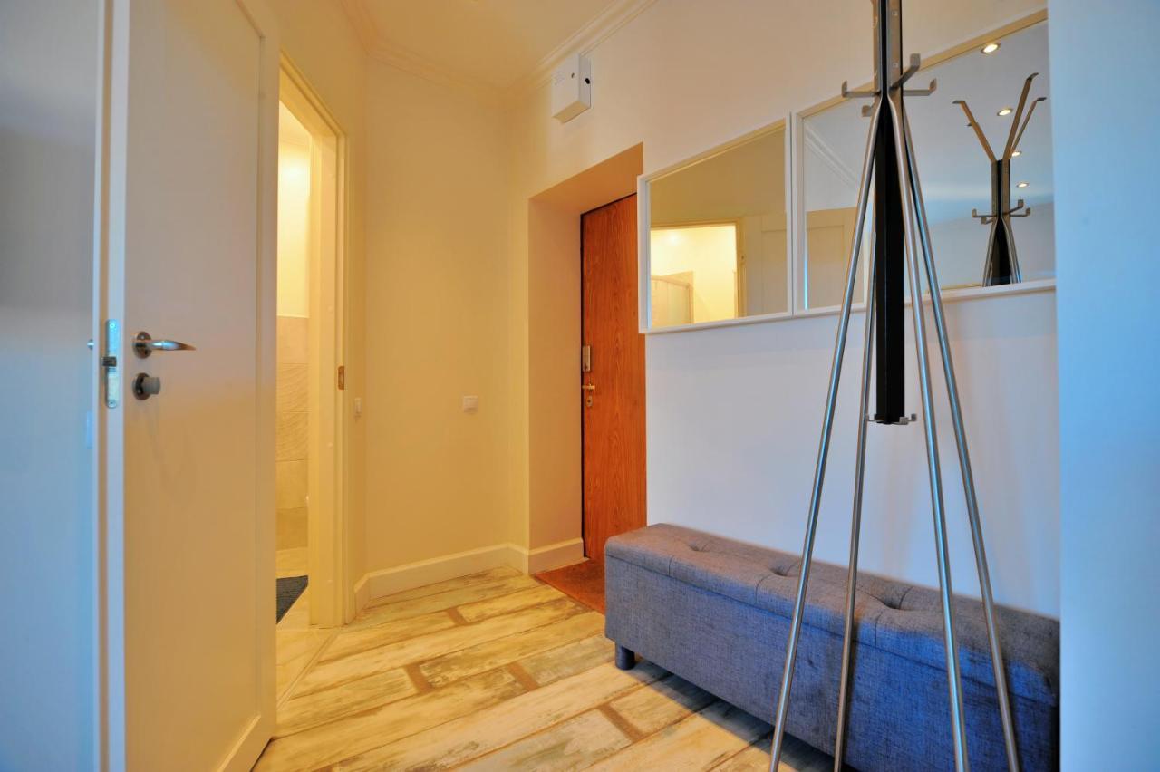 Gertrudes Residence Stay In Light-Filled Studio Apartment In Central Рига Экстерьер фото